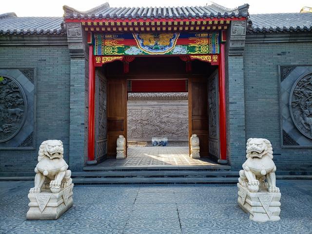 四合院別墅的設(shè)計 四合院別墅的設(shè)計